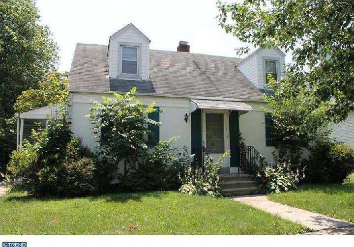 1st image of 41 W Upper Ferry Rd