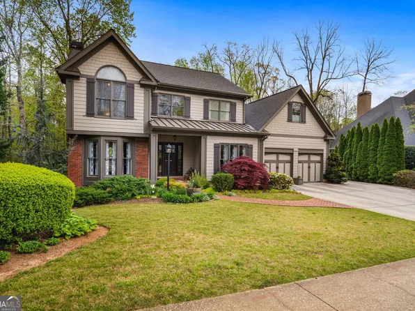 4688 Oakleigh Manor Dr, Powder Springs, GA 30127
