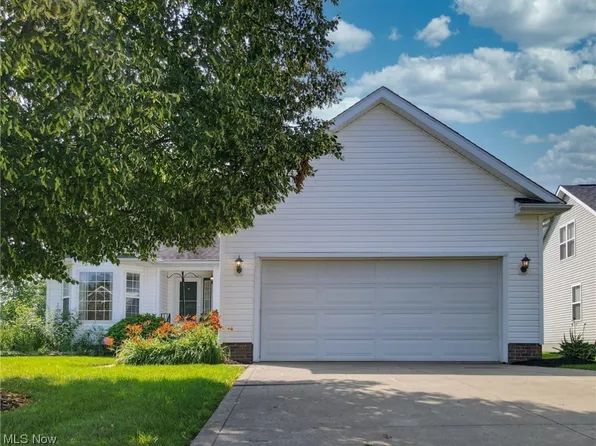 15125 Sawgrass Ln, Middlefield, OH 44062