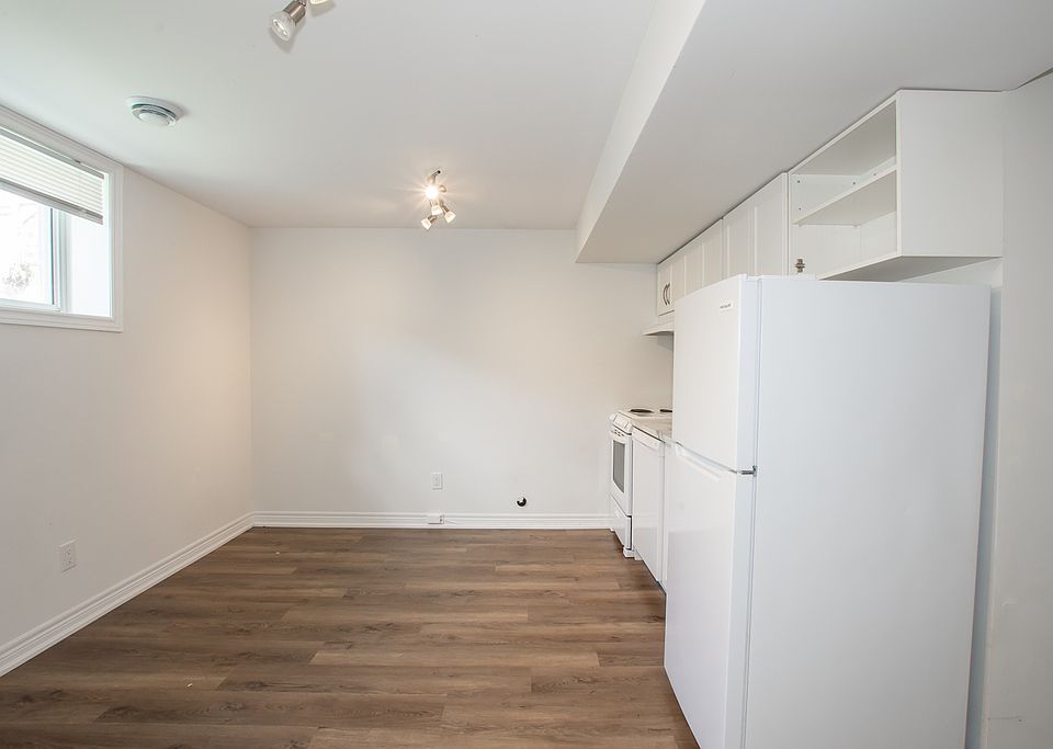 1st image of 36 Viger Dr #B