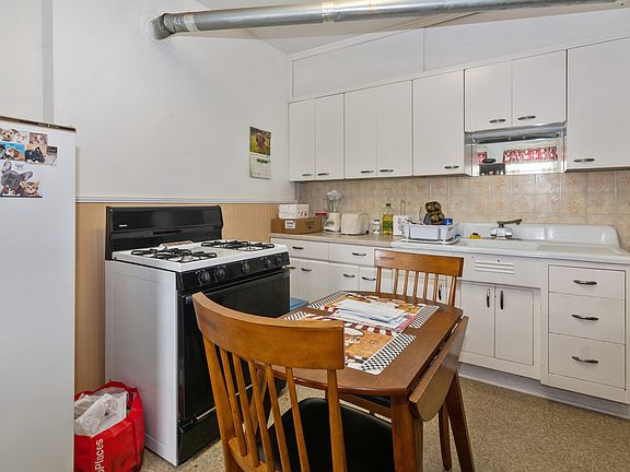 3rd image of 11339 S Langley Ave