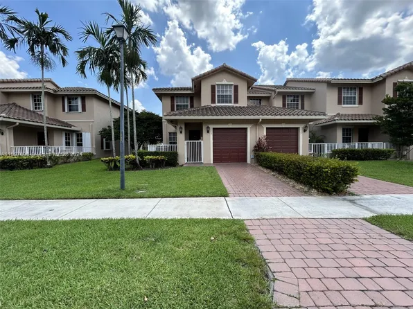 3339 Lakeside Dr #35, Fort Lauderdale, FL 33328