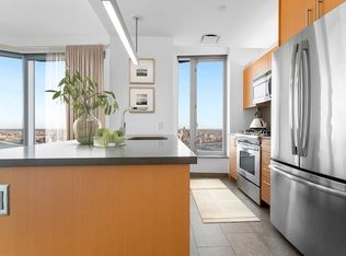 8 Spruce St APT 12A, New York, NY 10038