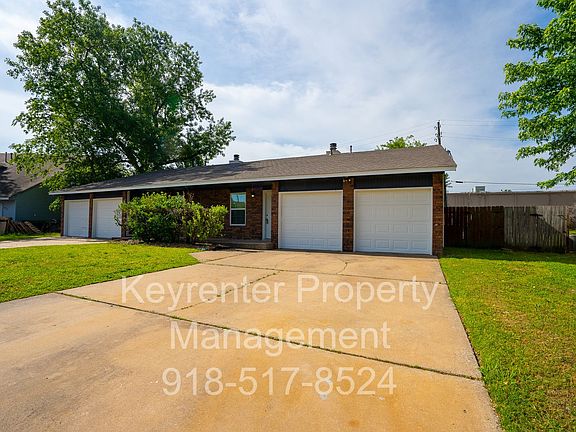 2nd image of 2209 W Galveston St