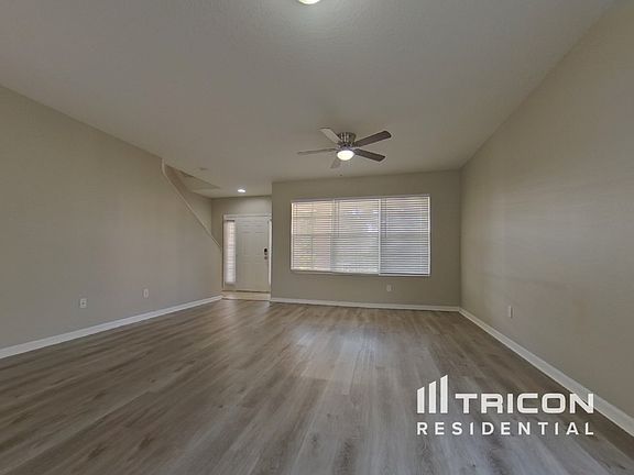 3rd image of 10874 Newbridge Dr
