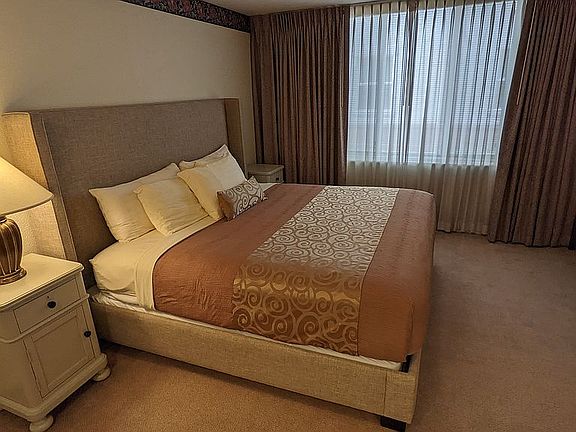 King bed in Large Bedroom.
