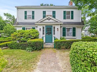 21 Wellesley Ave, Wellesley, MA 02482