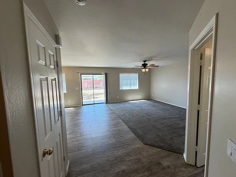 3049 W Santa Cruz Ave — Photo 19