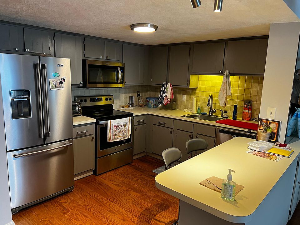 1st image of 585 Revere Beach Pkwy APT 201