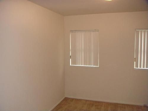 4th image of 212 N Olive Ave