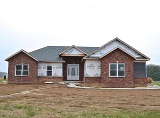 2083 Steinkoenig School Rd, Highland, IL 62249