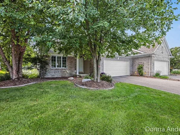 2015 Bryceway Ct NE, Grand Rapids, MI 49505