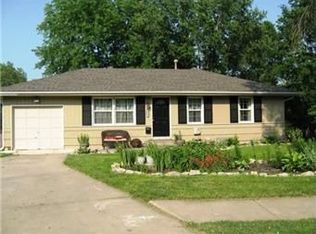 3917 N Denver Ct, Kansas City, MO 64117