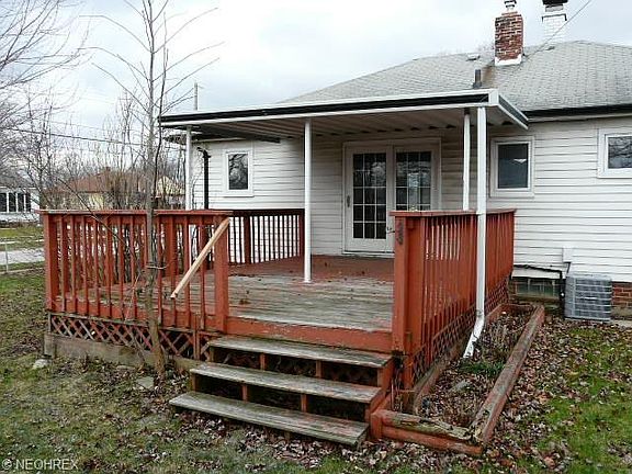 5th image of 16151 Susan Dr