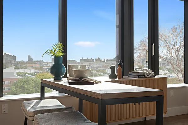 Rented by EXR | media 4