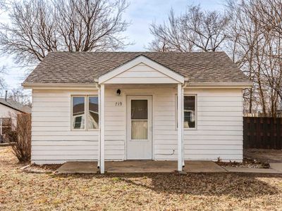 719 Maple Ave, Salina, KS, 67401