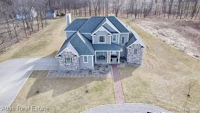 5064 Hidden Ridge Dr photo 1