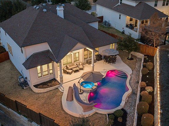 2nd image of 5812 Davenport Divide Rd