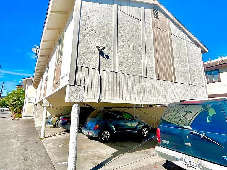 114 - Robert Hammond (Santa Paula) — Photo 19