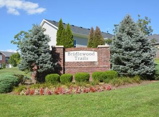 7817 Bridlewood Pl, Louisville, KY 40228