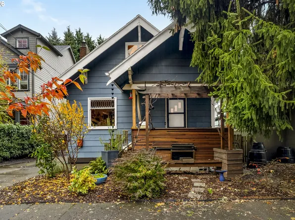 4023 SE Ivon St, Portland, OR 97202