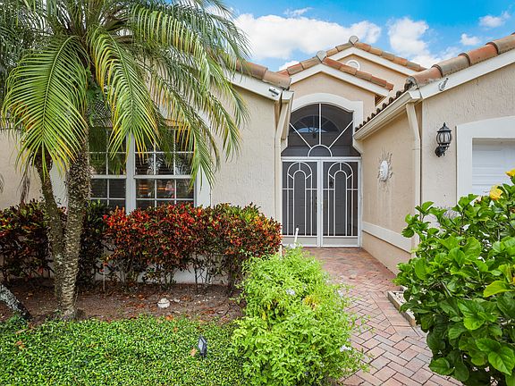 3rd image of 11752 Dove Hollow Avenue