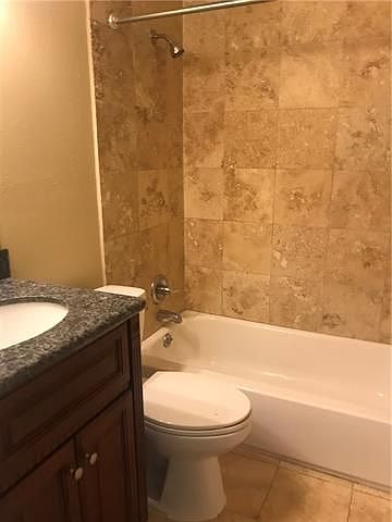 2nd image of 1118 Monroe St APT 9