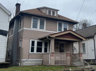 5621 Prosser Ave, Cincinnati, OH 45216