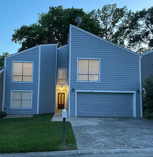 12841 Orion Ct Photo 1