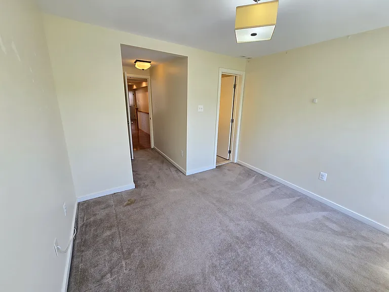 608 S Washington St — Photo 23