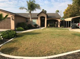 16684 Hill Dr, Madera, CA 93638