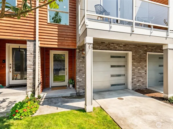 7628 222nd Street SW #c4, Edmonds, WA 98026