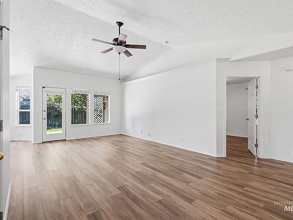 5th image of 7743 W Devonwood Dr