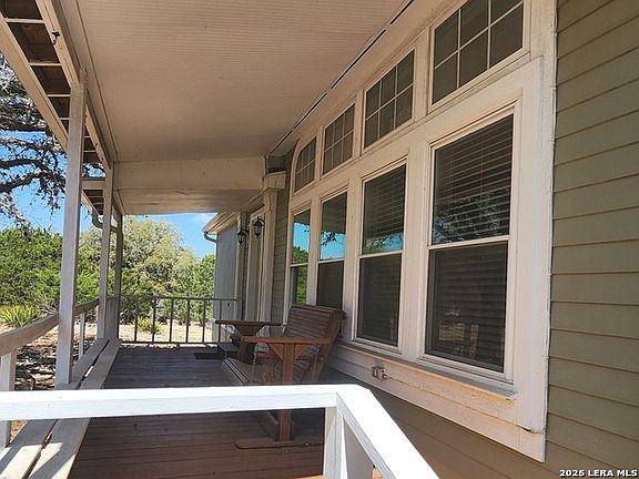3rd image of 140 River Ranch Rd