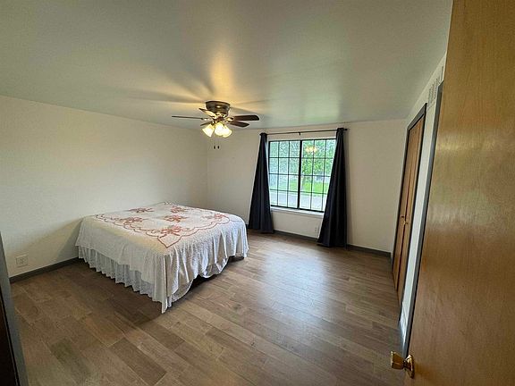 5th image of 92 Brookfield Dr #1
