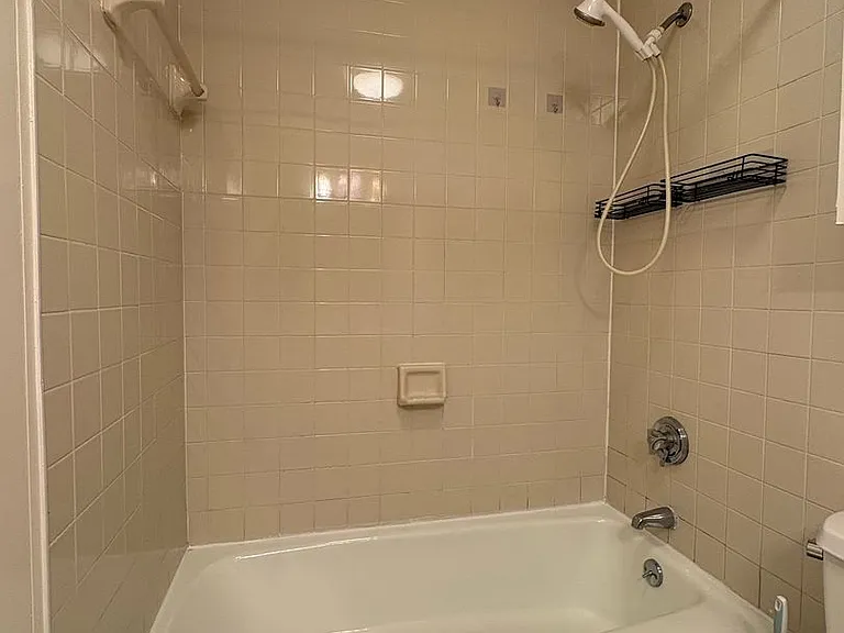 166 Gravel St #C-12 — Photo 11