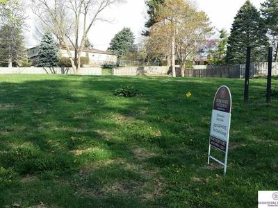 714 Hackberry Rd, Omaha, NE, 68132