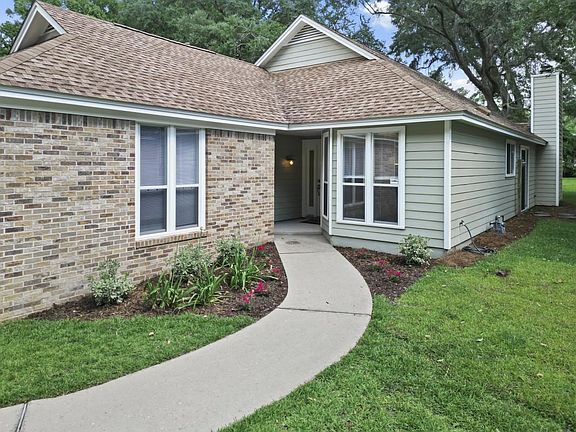 2nd image of 2784 McFarlane Ct