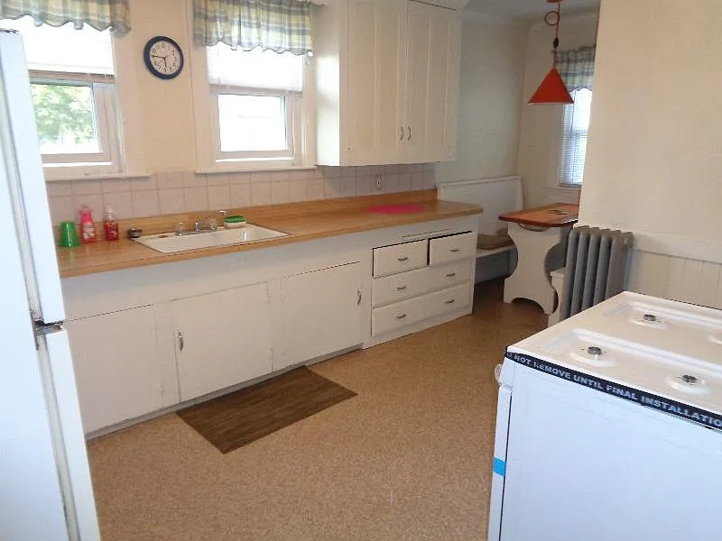 2 bed, 1200 sqft, $2,500 — Photo 3