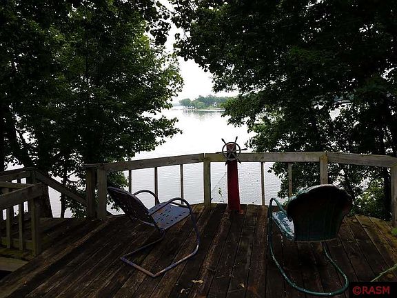 3rd image of 46143 Jefferson Lake Dr