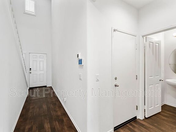 3rd image of 24309 Bay Laurel Ave