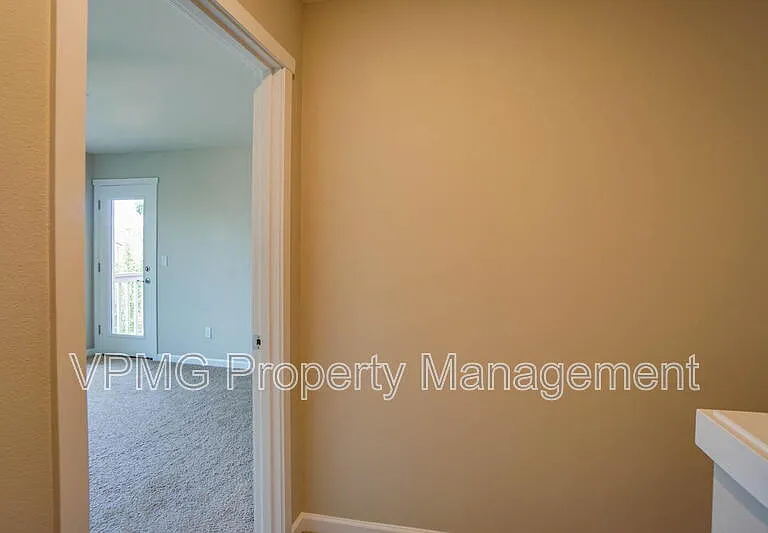 7104 NE 155th Pl — Photo 16
