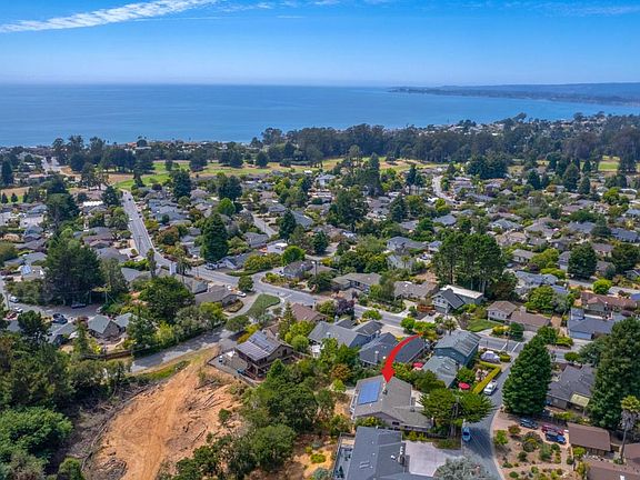 2nd image of 504 Cuesta Dr