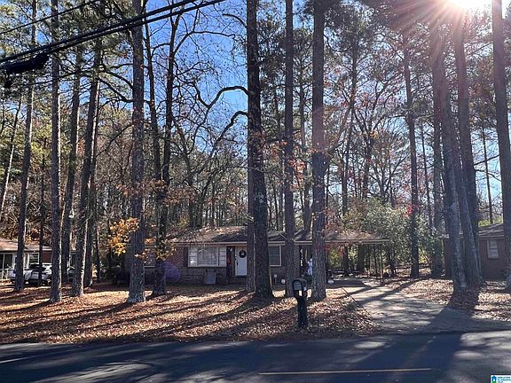 2nd image of 117 Lake Dr NE