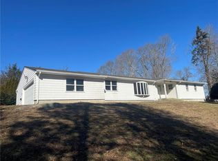 2639 Boston Neck Rd, Saunderstown, RI 02874