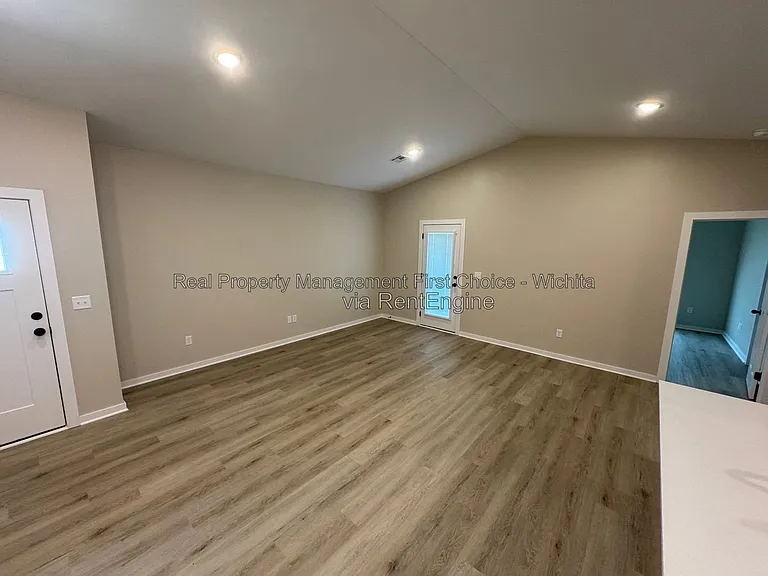 12502 Northstar — Photo 7