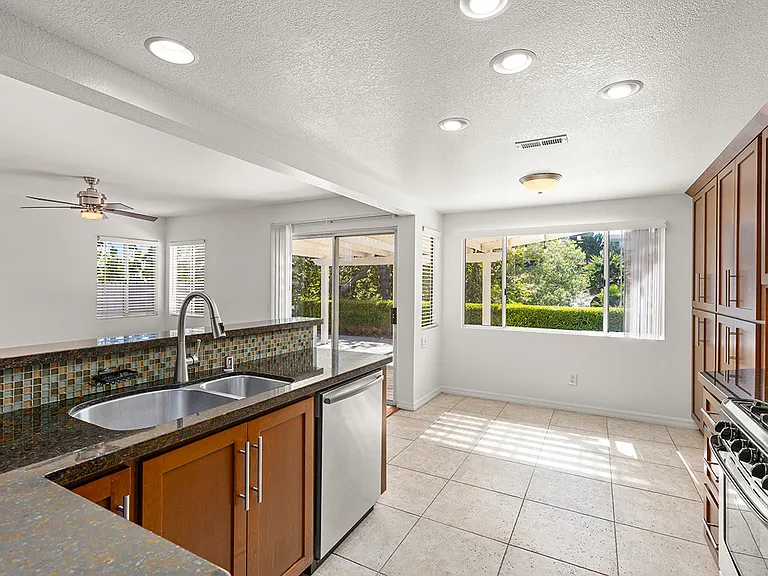 14624 Carmel Ridge Rd — Photo 12