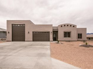 2120 Chaparral Dr, Lake Havasu City, AZ 86403