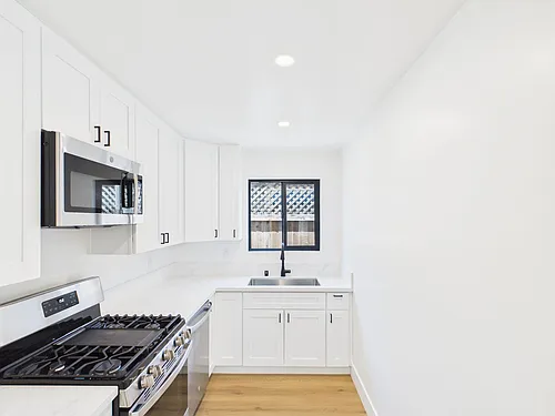 3414 31st St Photo 1