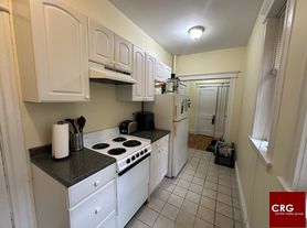1637 Commonwealth Ave